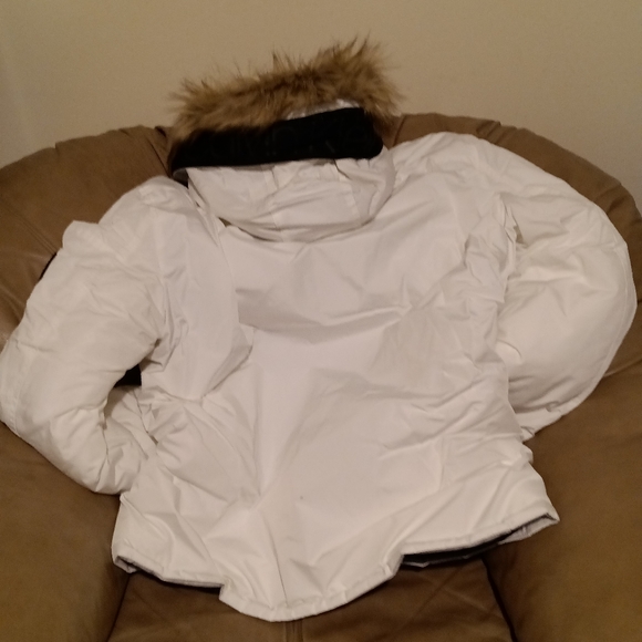 CALVIN KLEIN PARKA - Picture 8 of 8